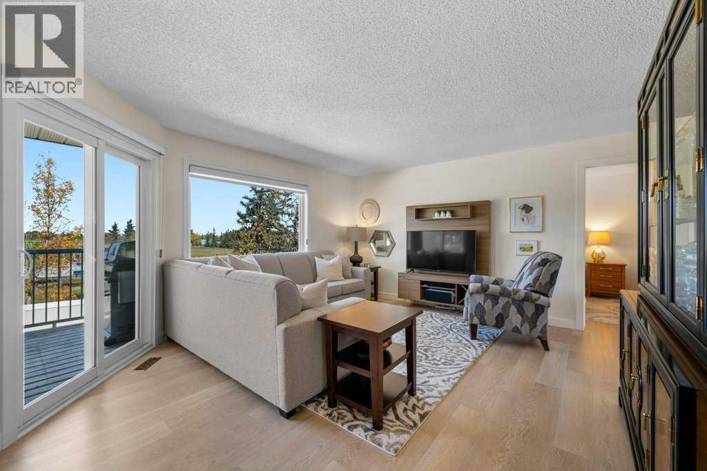 Single Family House for Sale in  Macewan Park Heights NW MacEwan Glen Calgary 