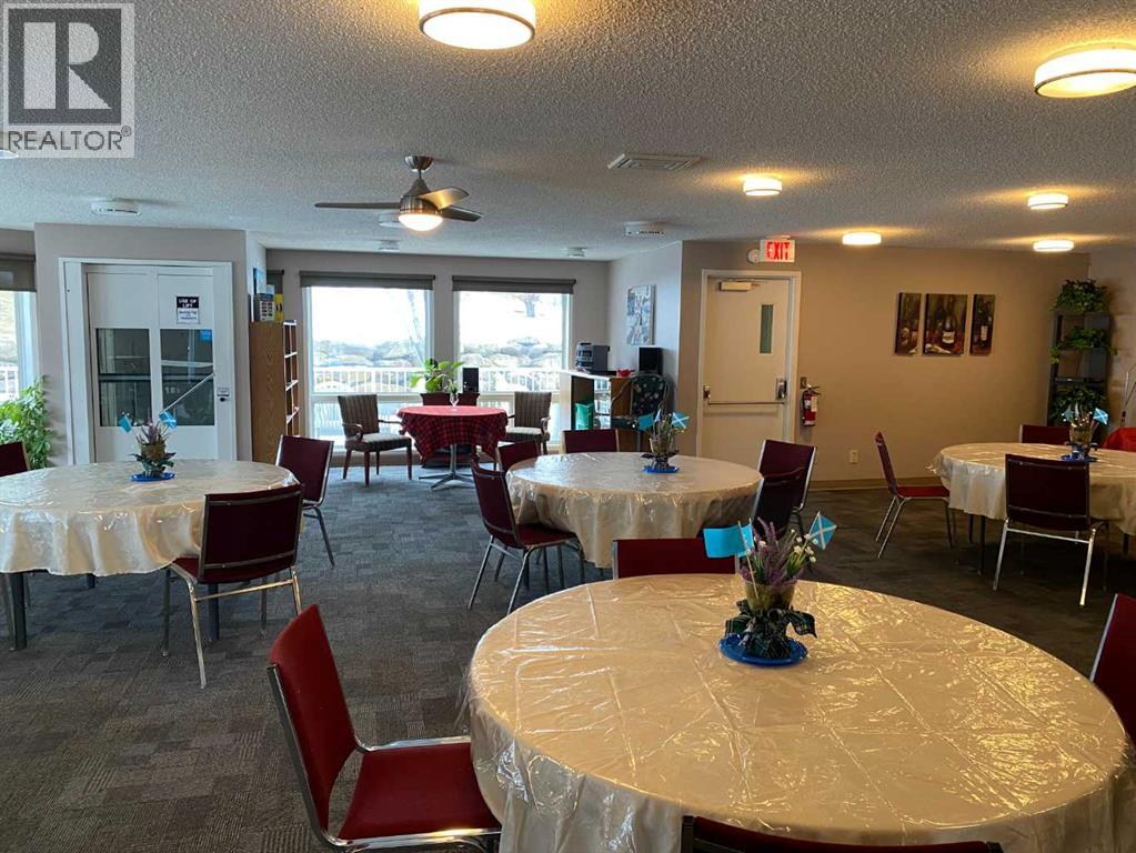 Single Family House for Sale in  Macewan Park Heights NW MacEwan Glen Calgary 