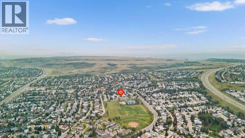 Single Family House for Sale in  Macewan Park Heights NW MacEwan Glen Calgary 