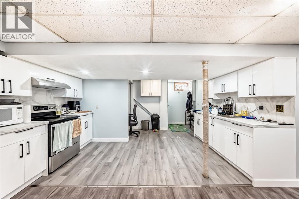 Single Family House Bungalow for Sale in  Rundlecairn Way NE Rundle Calgary 