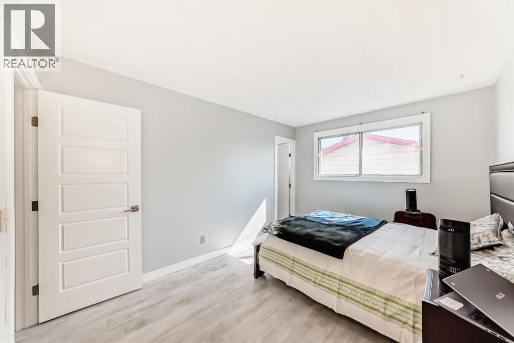 Single Family House Bungalow for Sale in  Rundlecairn Way NE Rundle Calgary 