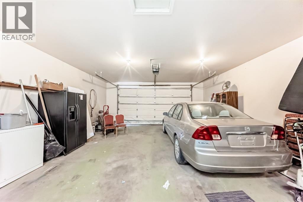 Single Family House Bungalow for Sale in  Rundlecairn Way NE Rundle Calgary 