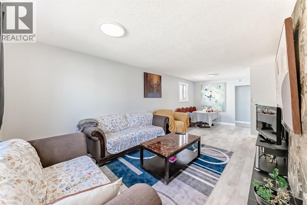 Single Family House Bungalow for Sale in  Rundlecairn Way NE Rundle Calgary 