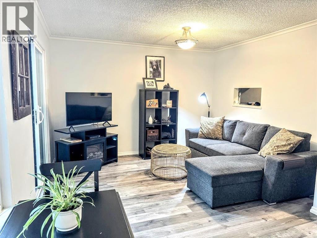 930 BLACKSTOCK ROAD, Port Moody