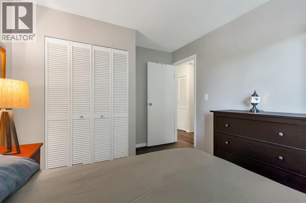 930 BLACKSTOCK ROAD, Port Moody