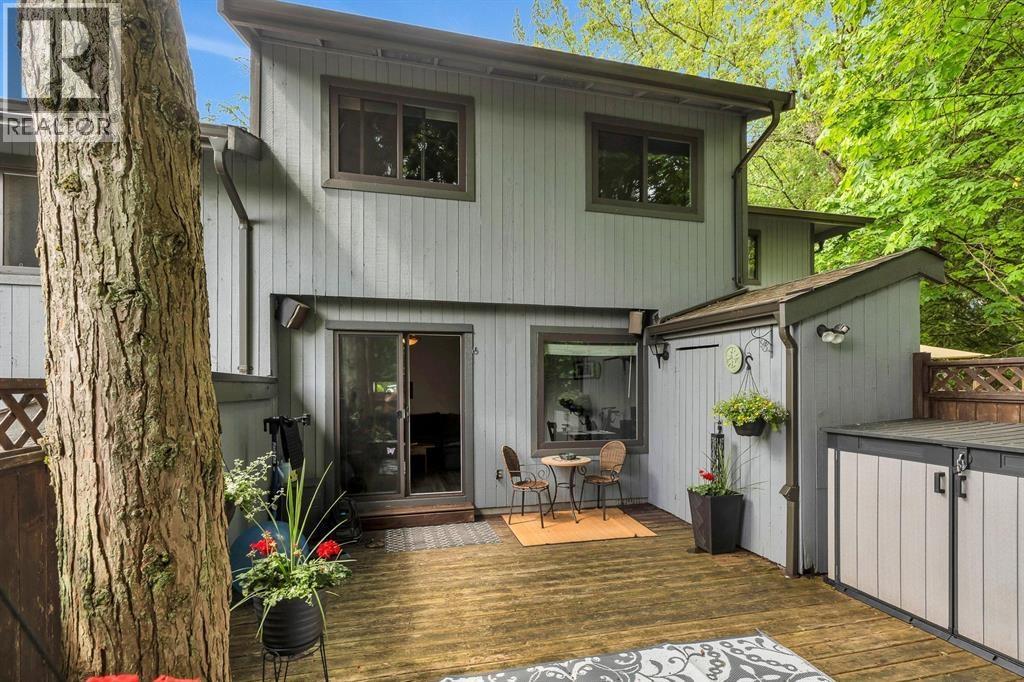 930 BLACKSTOCK ROAD, Port Moody