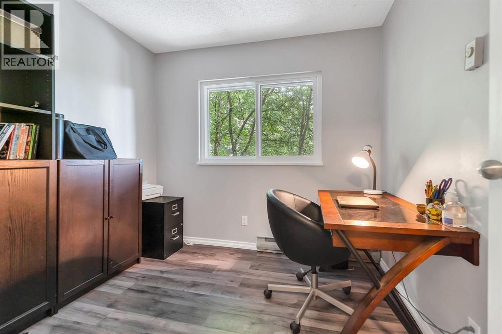930 BLACKSTOCK ROAD, Port Moody