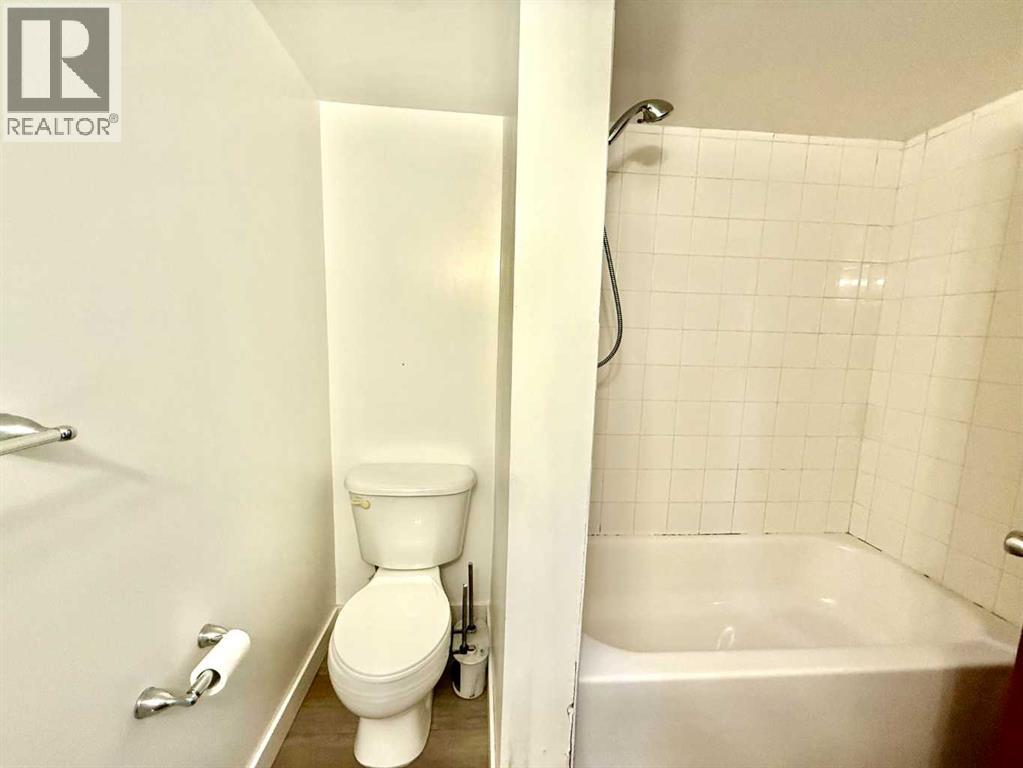 Multi-family House for Sale in   Street SW Killarney/Glengarry Calgary 