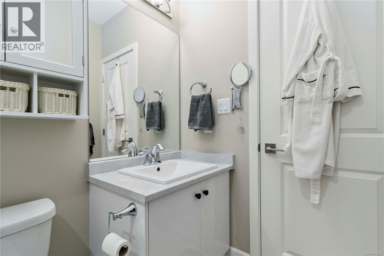 605 3351 Luxton Rd, Langford