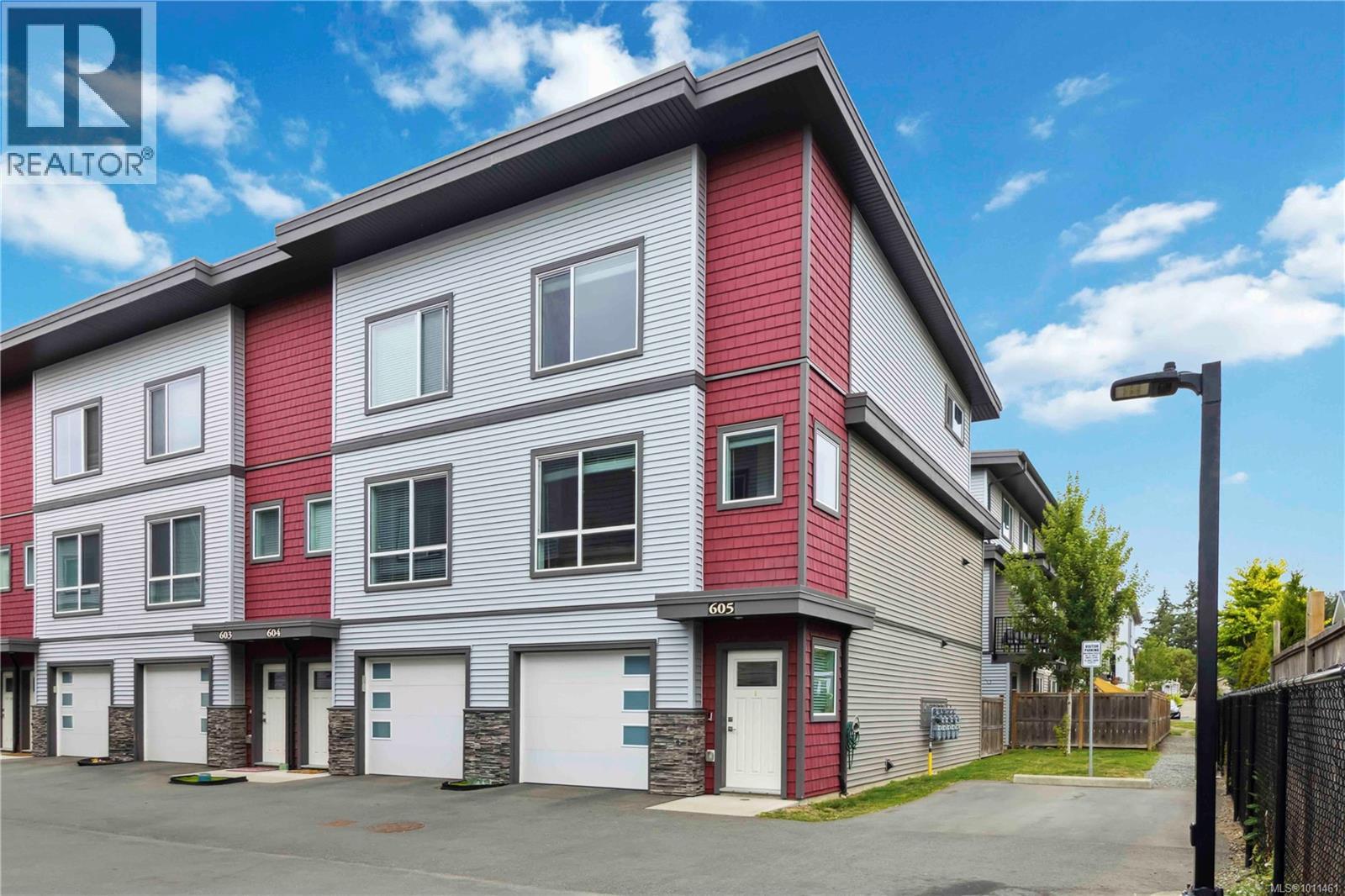 605 3351 Luxton Rd, Langford