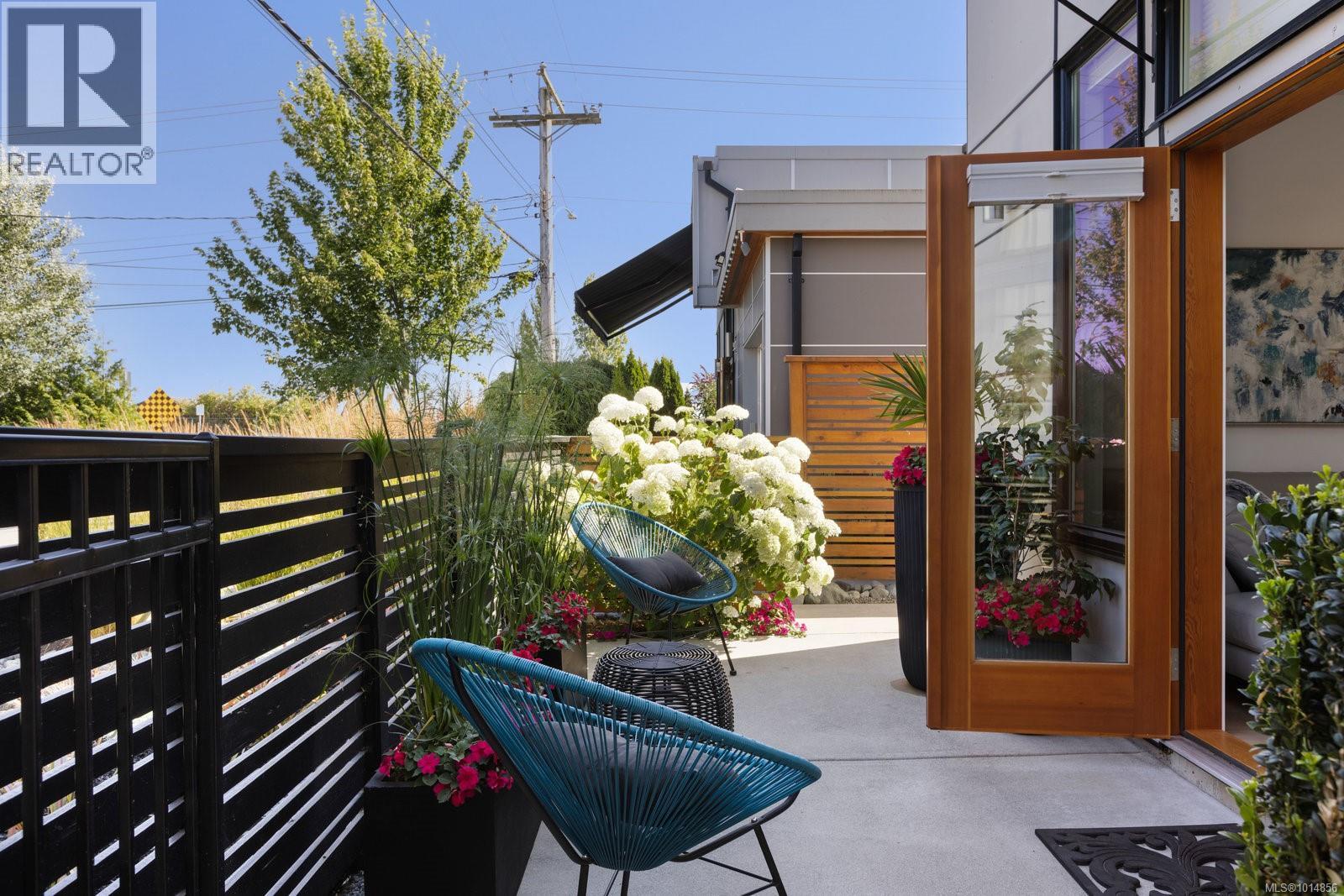  9606 Fourth Street, Sidney