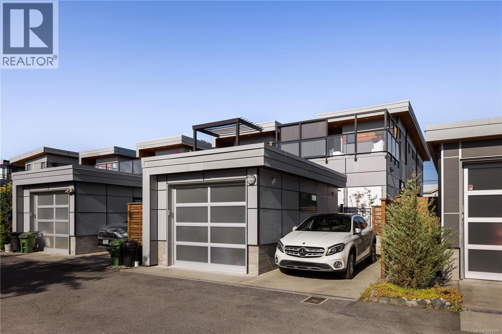  9606 Fourth Street, Sidney
