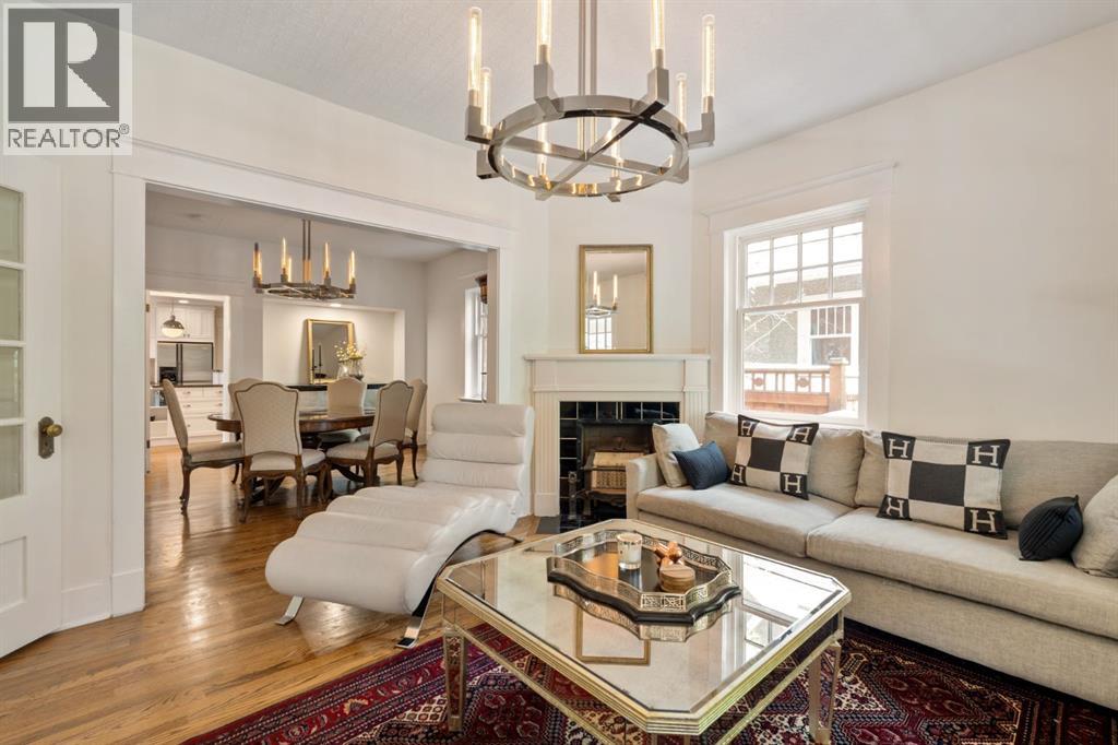 Single Family House for Sale in  Elbow Drive SW Elbow Park Calgary 