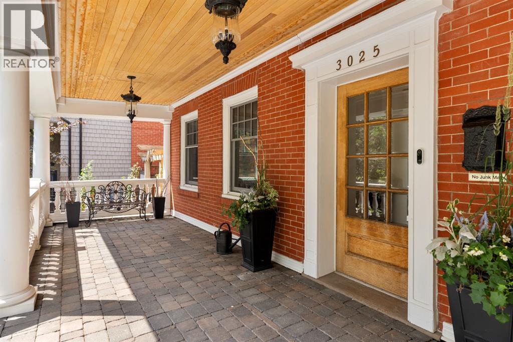 Single Family House for Sale in  Elbow Drive SW Elbow Park Calgary 