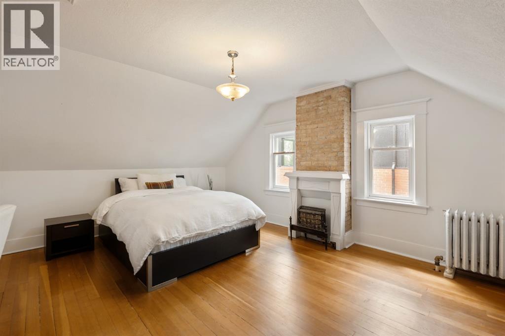 Single Family House for Sale in  Elbow Drive SW Elbow Park Calgary 