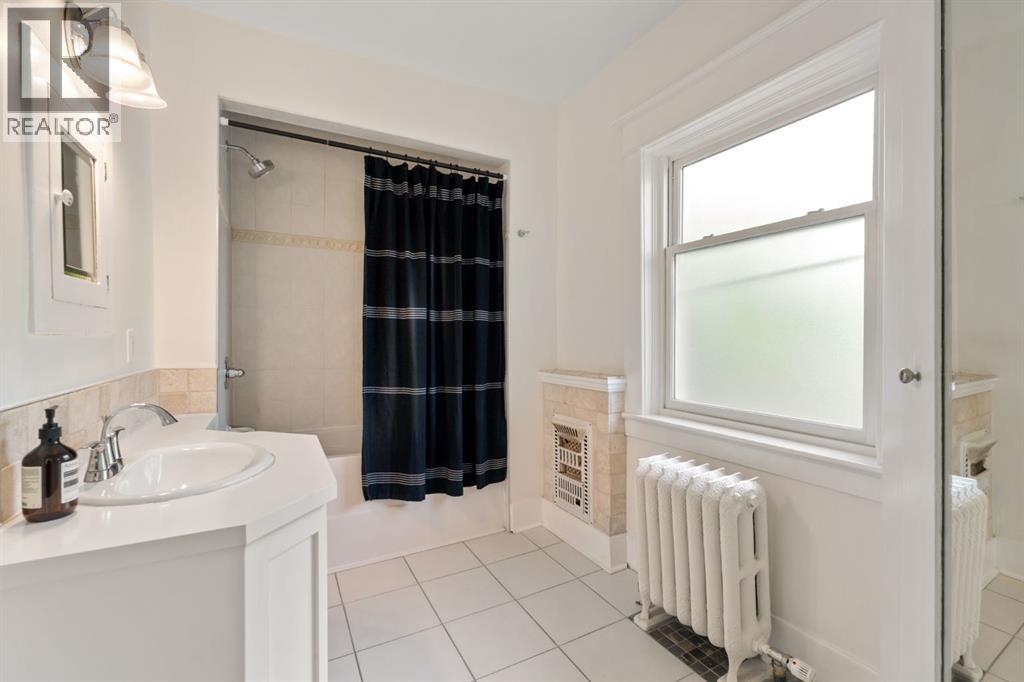 Single Family House for Sale in  Elbow Drive SW Elbow Park Calgary 