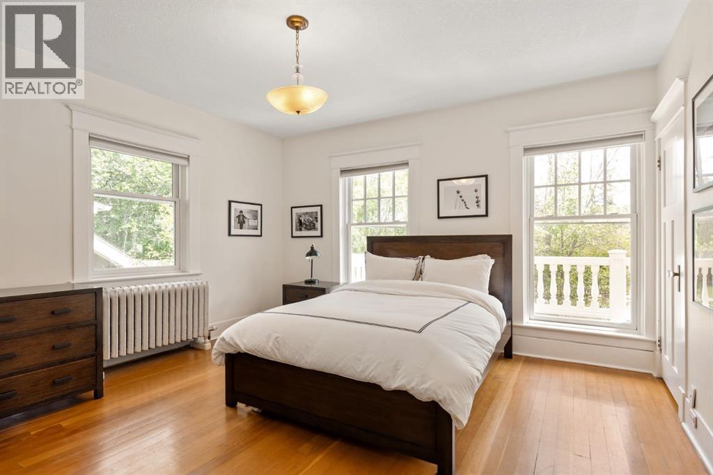 Single Family House for Sale in  Elbow Drive SW Elbow Park Calgary 