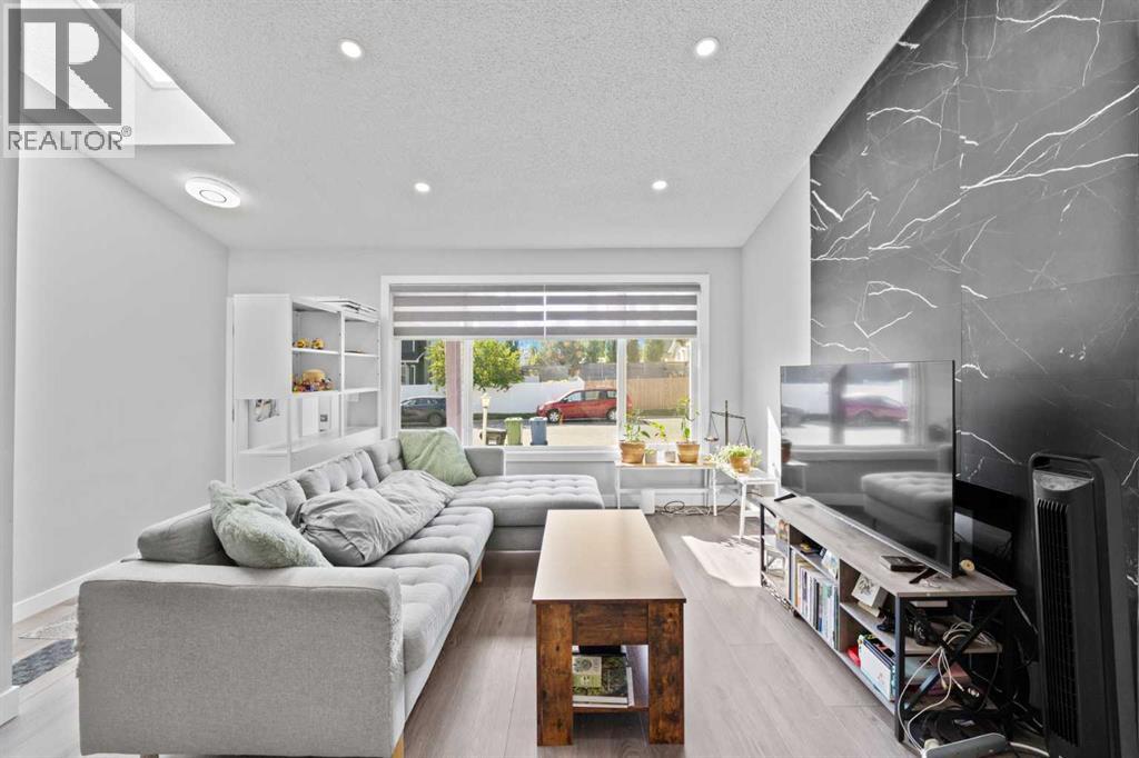 Single Family House Bungalow for Sale in  Cedargrove Road SW Cedarbrae Calgary 