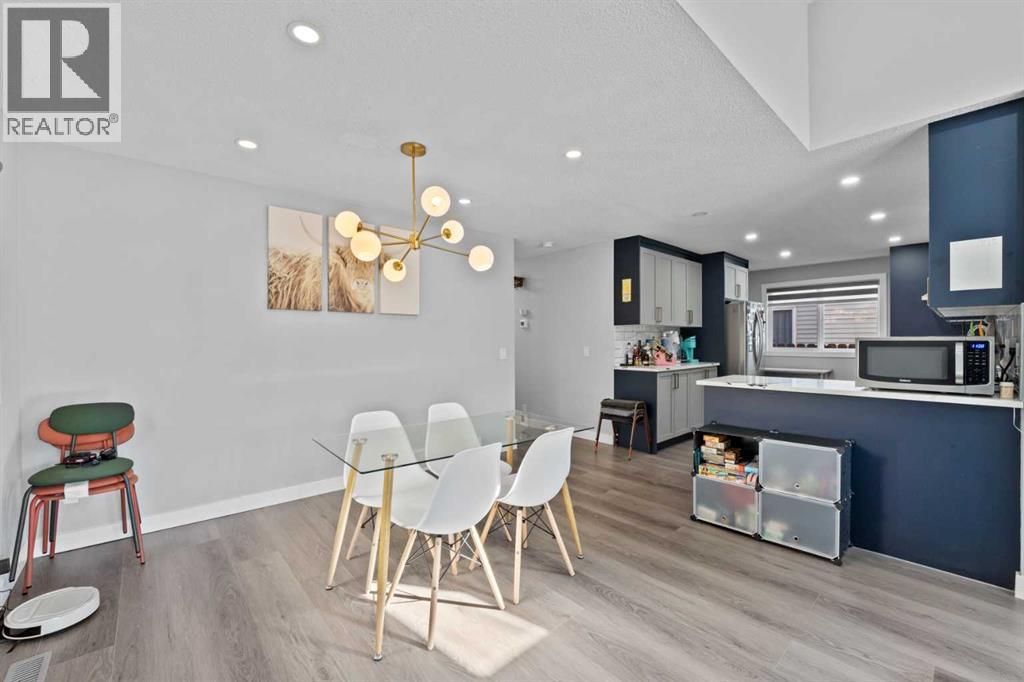 Single Family House Bungalow for Sale in  Cedargrove Road SW Cedarbrae Calgary 