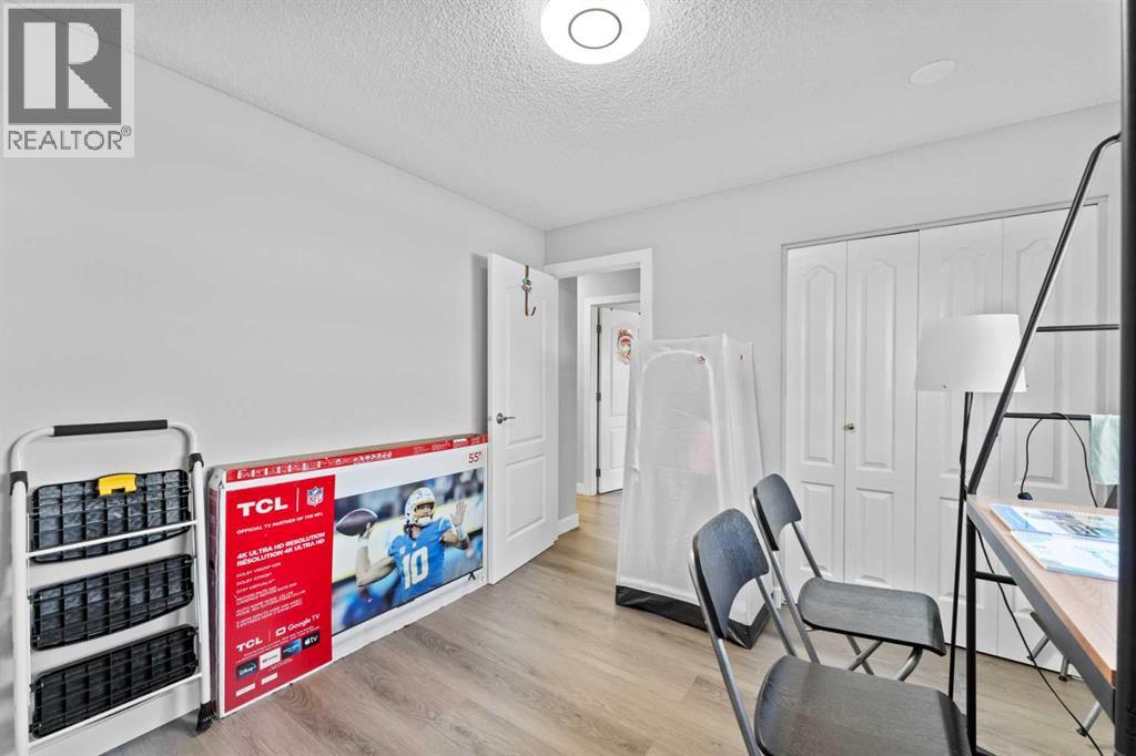 Single Family House Bungalow for Sale in  Cedargrove Road SW Cedarbrae Calgary 