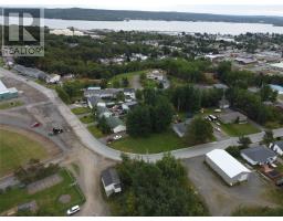 44 Bowater Avenue thumbnail 4