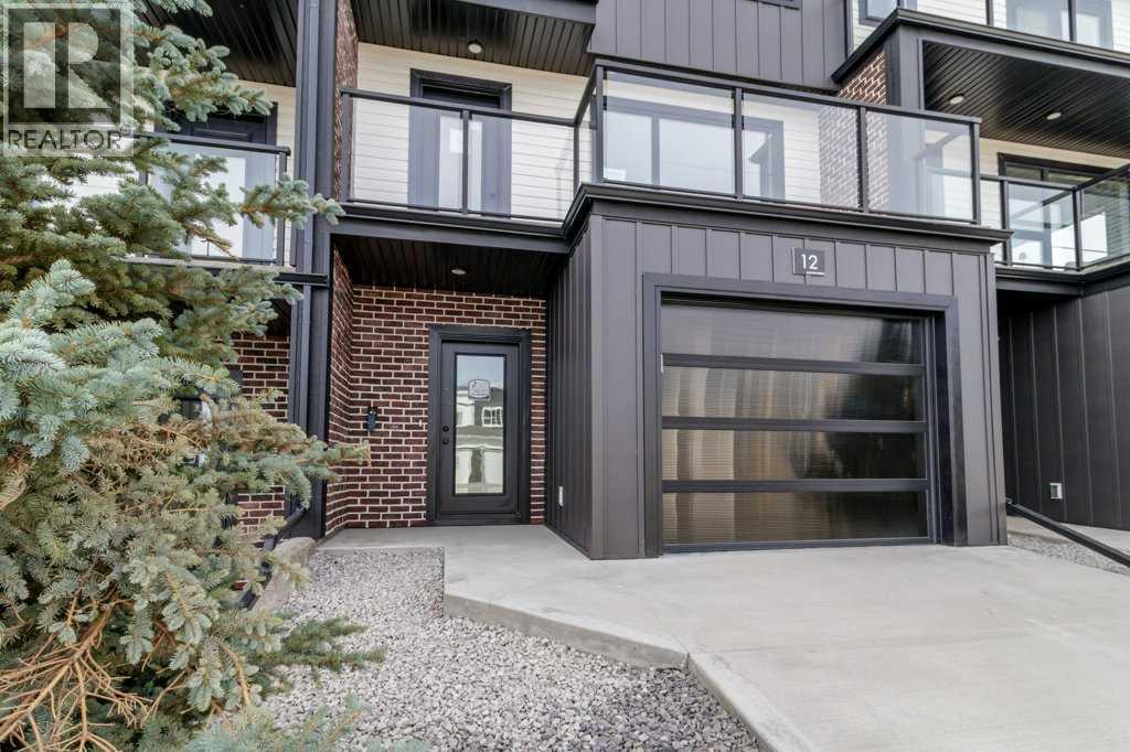 12 Violet Point, Sylvan Lake