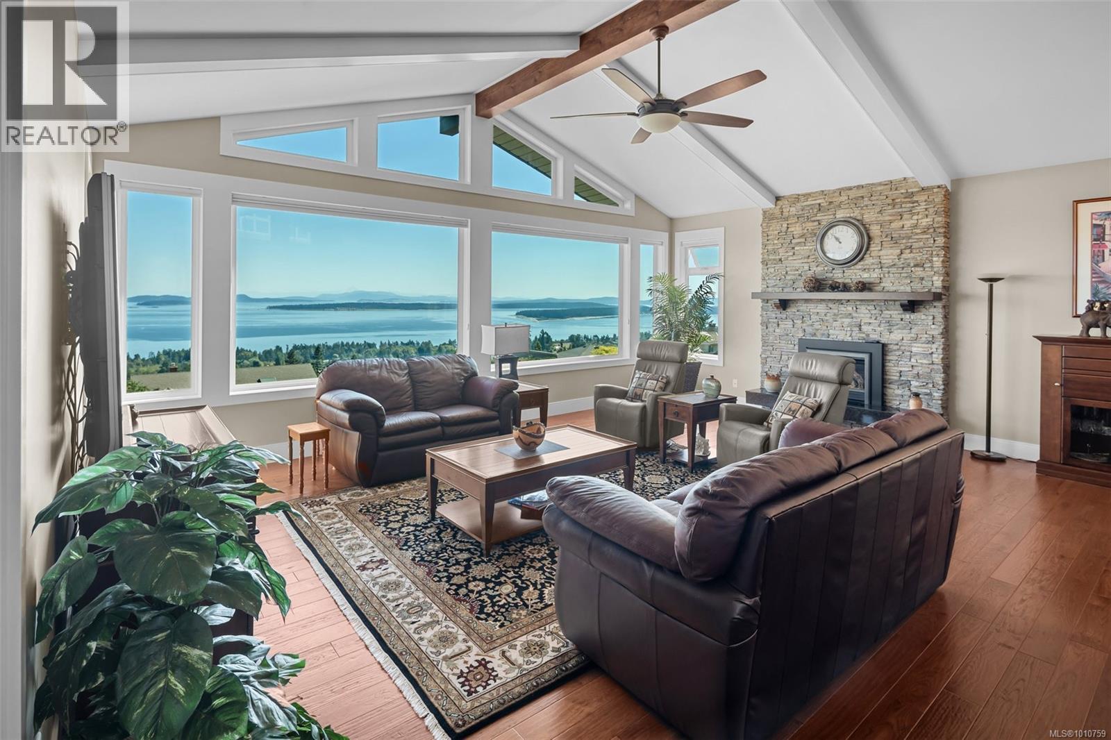 8874 Park Pacific Terr, North Saanich
