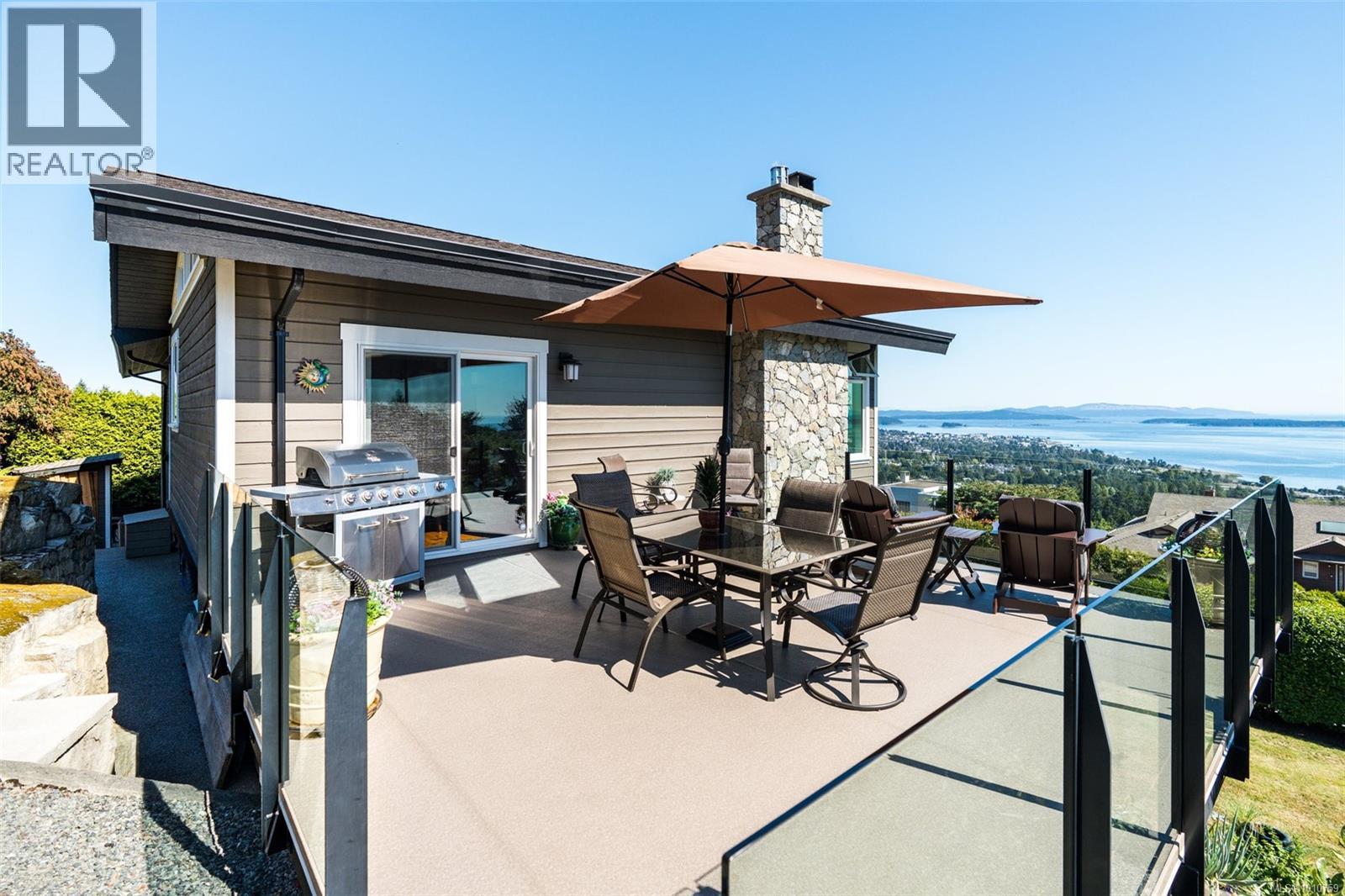 8874 Park Pacific Terr, North Saanich