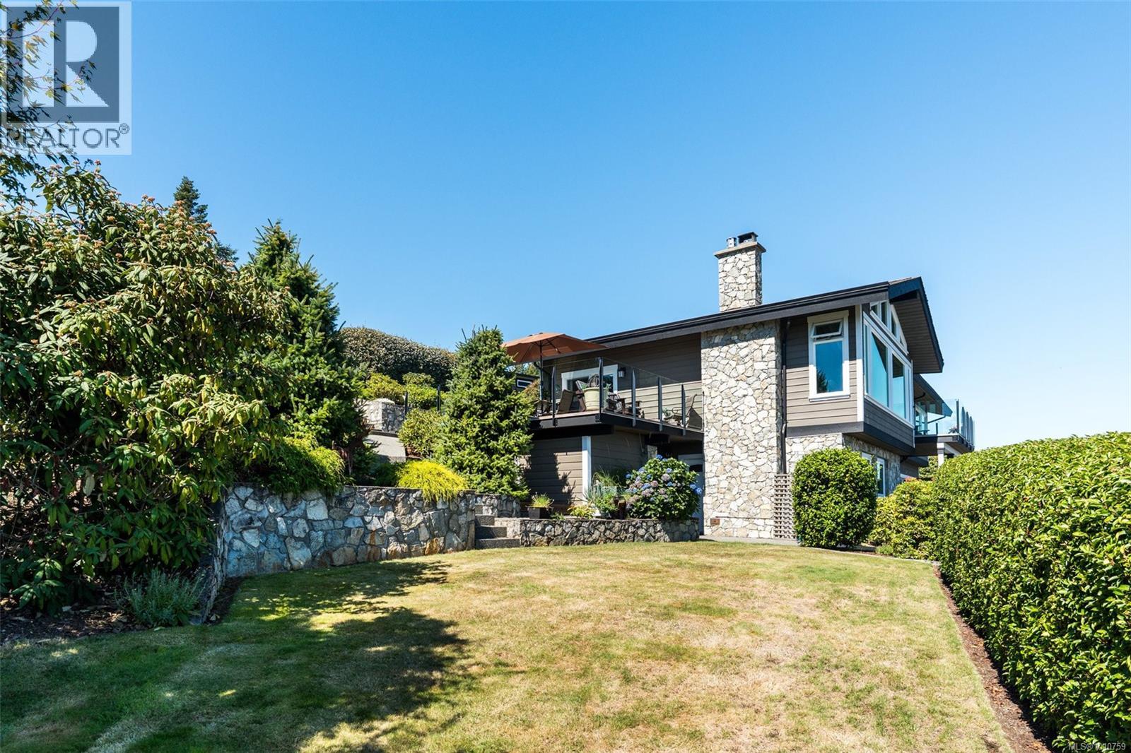 8874 Park Pacific Terr, North Saanich