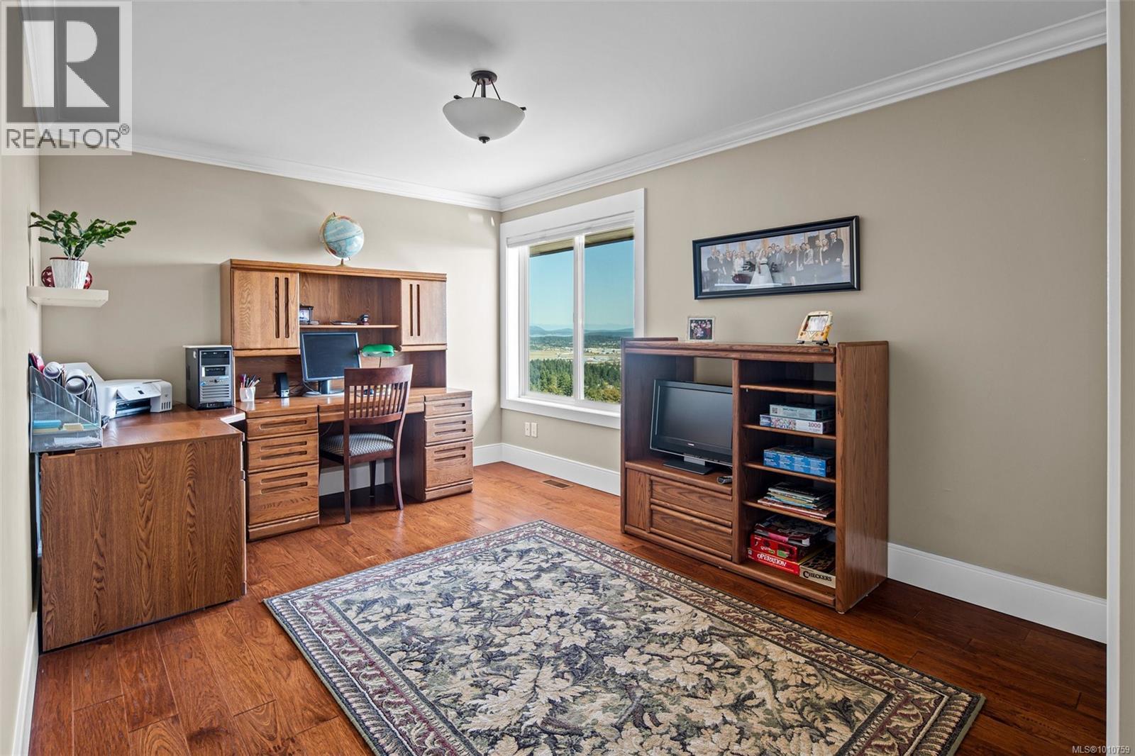 8874 Park Pacific Terr, North Saanich