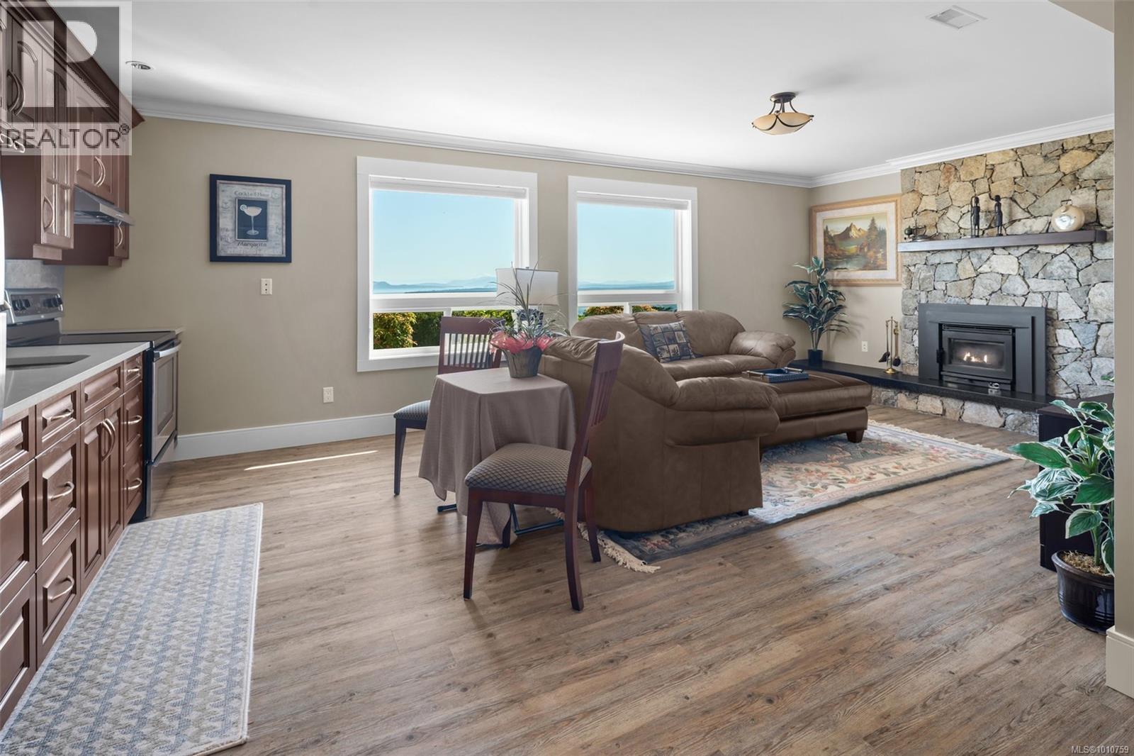 8874 Park Pacific Terr, North Saanich