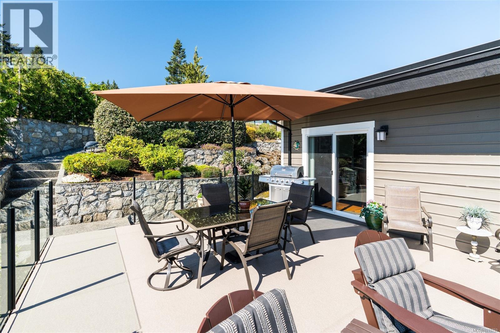 8874 Park Pacific Terr, North Saanich
