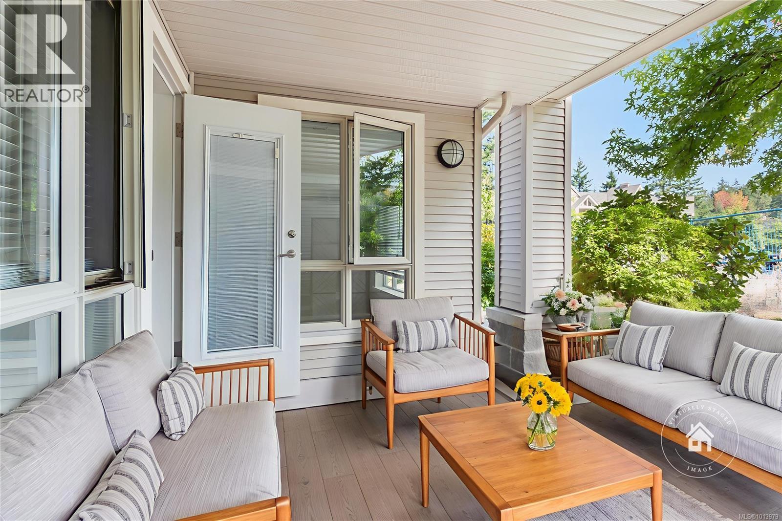 111 5670 Edgewater Lane, Nanaimo