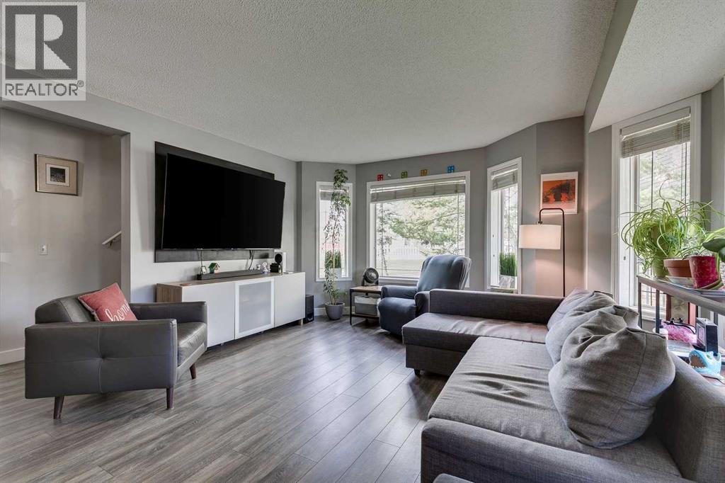 Single Family House for Sale in   Arbour Lake Road NW Arbour Lake Calgary 