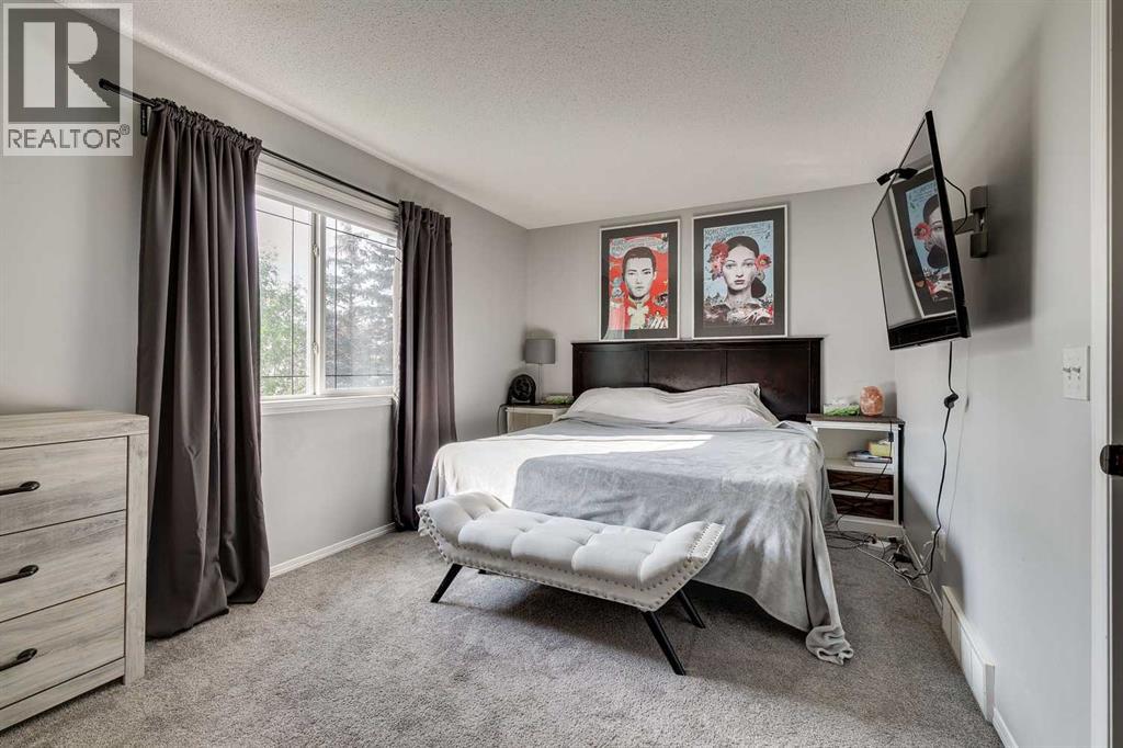 Single Family House for Sale in   Arbour Lake Road NW Arbour Lake Calgary 