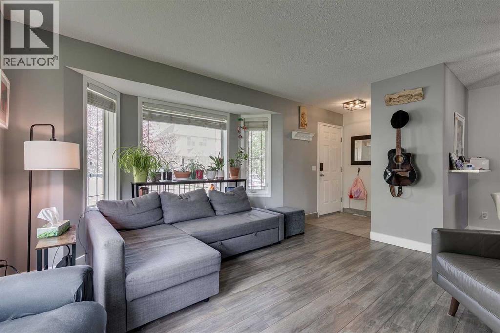 Single Family House for Sale in   Arbour Lake Road NW Arbour Lake Calgary 