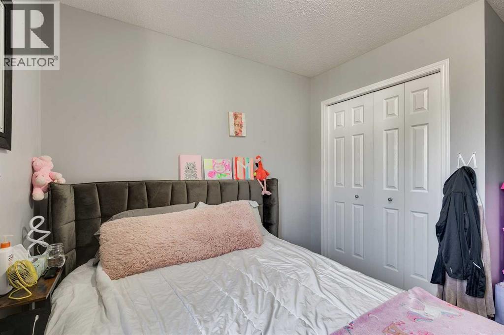 Single Family House for Sale in   Arbour Lake Road NW Arbour Lake Calgary 