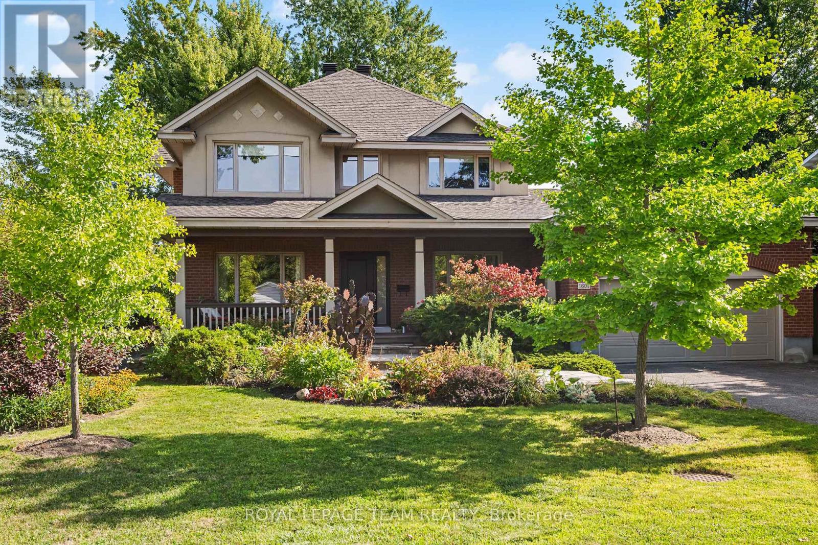 Welcome to 1601 Apeldoorn Ave.