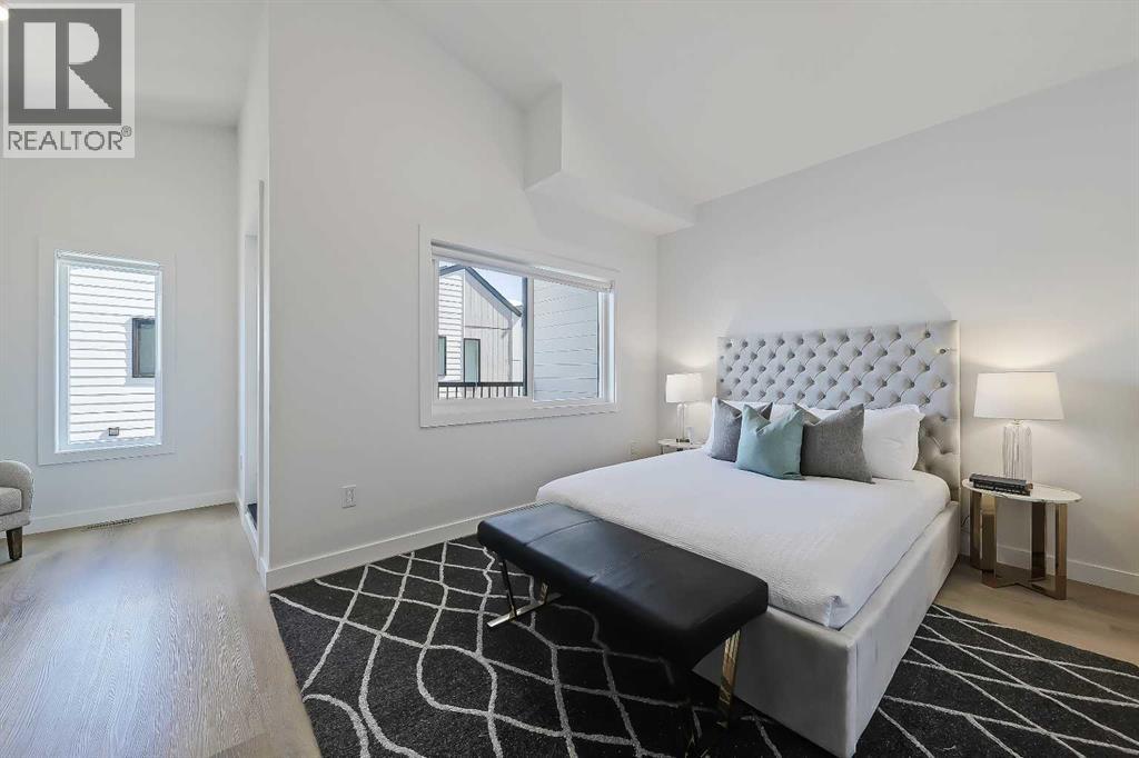 Single Family House for Sale in  &    Avenue NE Renfrew Calgary 