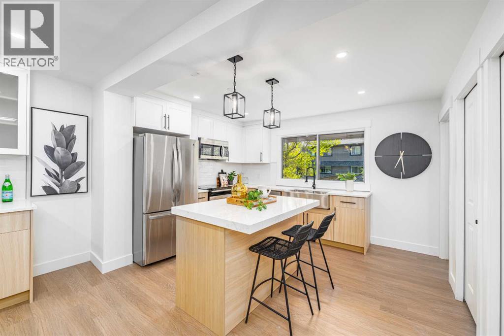 Single Family House 4 Level for Sale in   Silver Springs Drive NW Silver Springs Calgary 