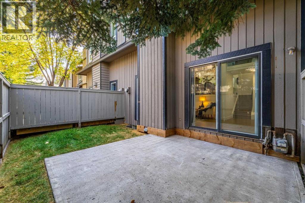 Single Family House 4 Level for Sale in   Silver Springs Drive NW Silver Springs Calgary 
