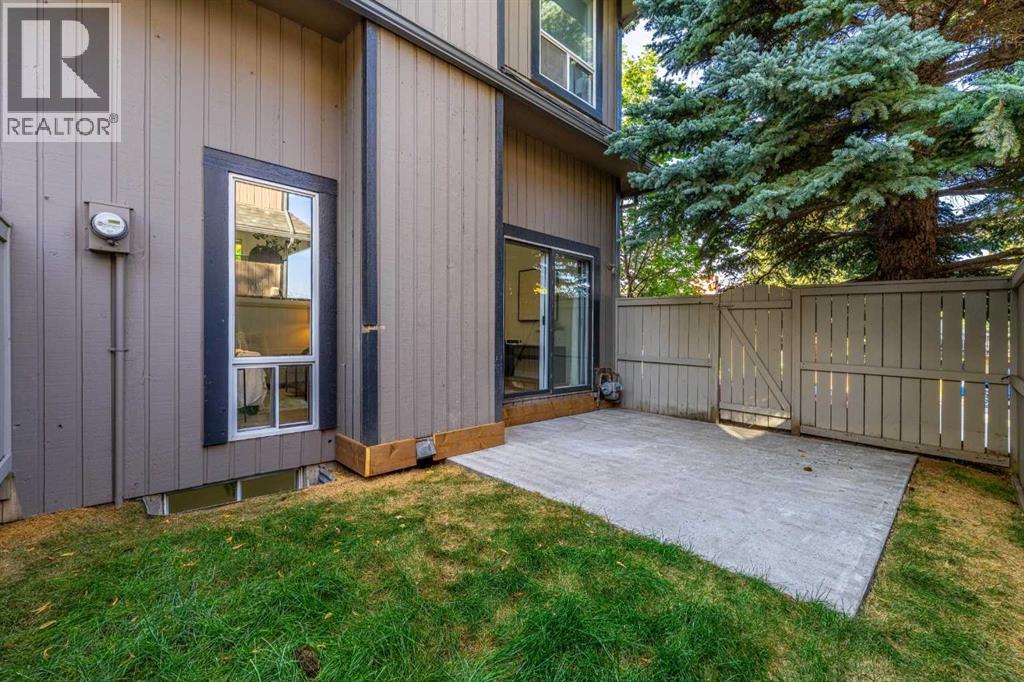Single Family House 4 Level for Sale in   Silver Springs Drive NW Silver Springs Calgary 