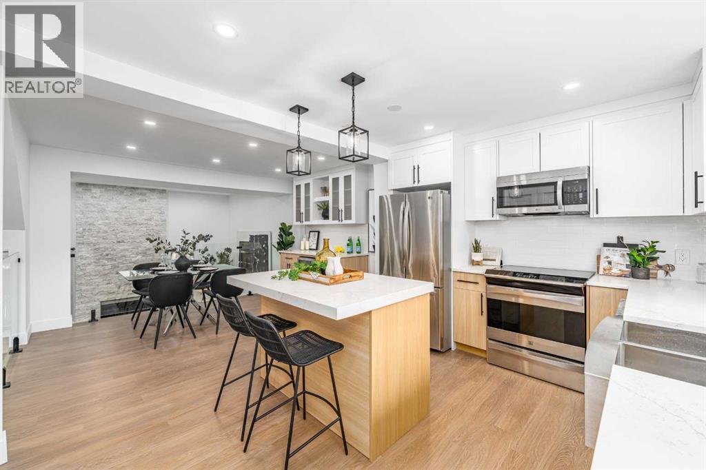 Single Family House 4 Level for Sale in   Silver Springs Drive NW Silver Springs Calgary 