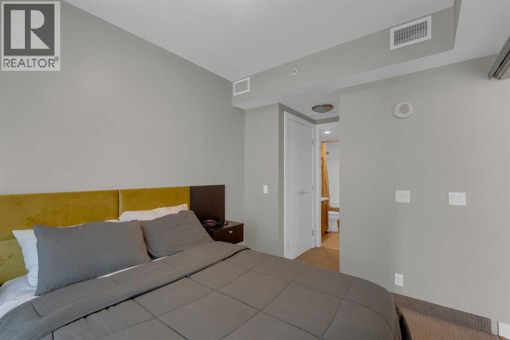 Single Family House for Sale in   Riverfront Avenue SW Chinatown Calgary 