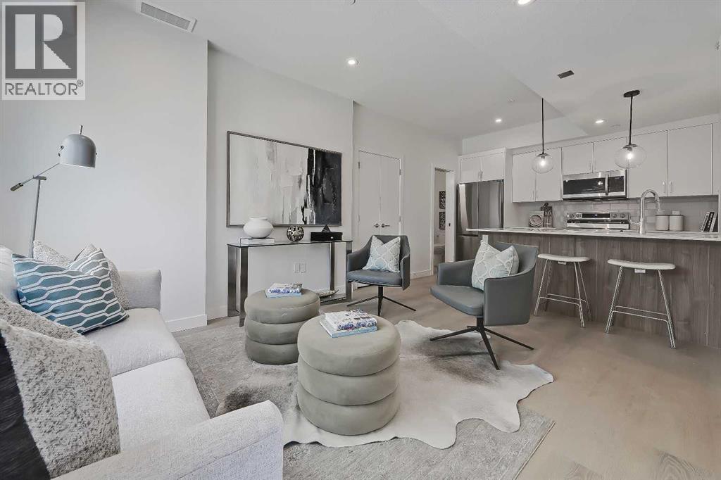 Single Family House for Sale in    Avenue NE Renfrew Calgary 