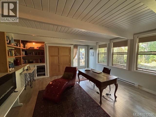 310 Woodland Dr, Salt Spring