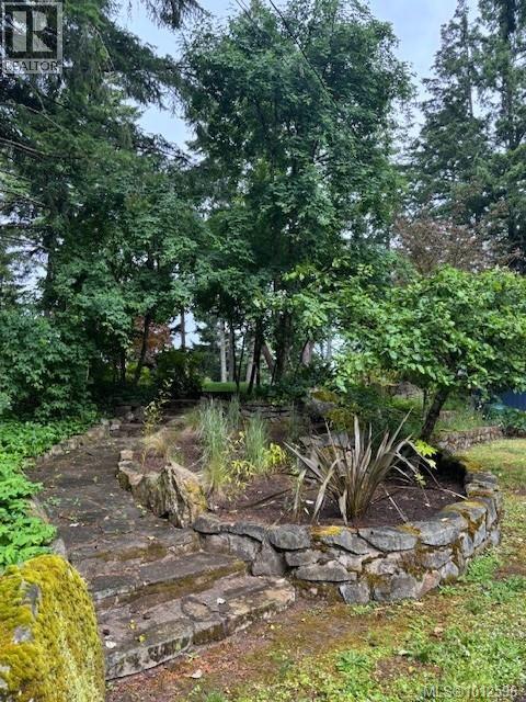 310 Woodland Dr, Salt Spring