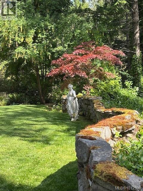 310 Woodland Dr, Salt Spring