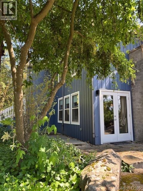 310 Woodland Dr, Salt Spring