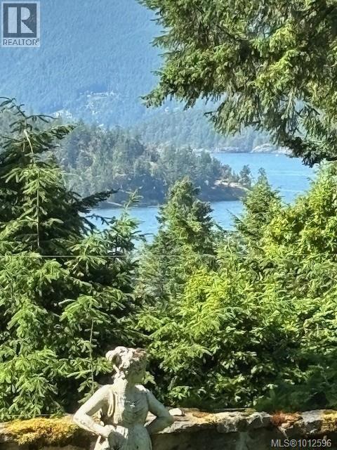 310 Woodland Dr, Salt Spring